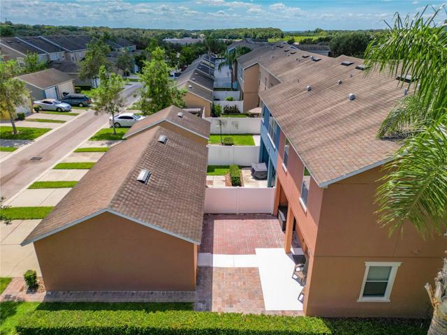 End Unit, aerial view