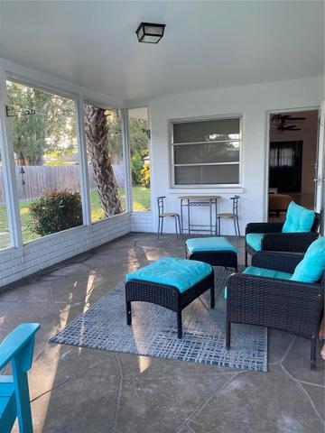 screened lanai