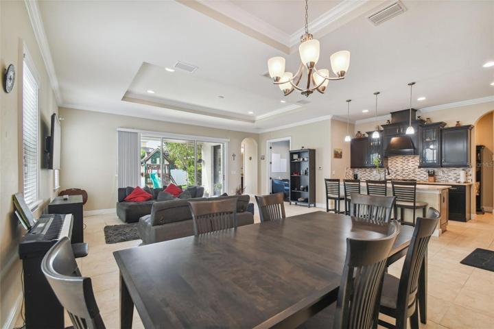 Casual dining