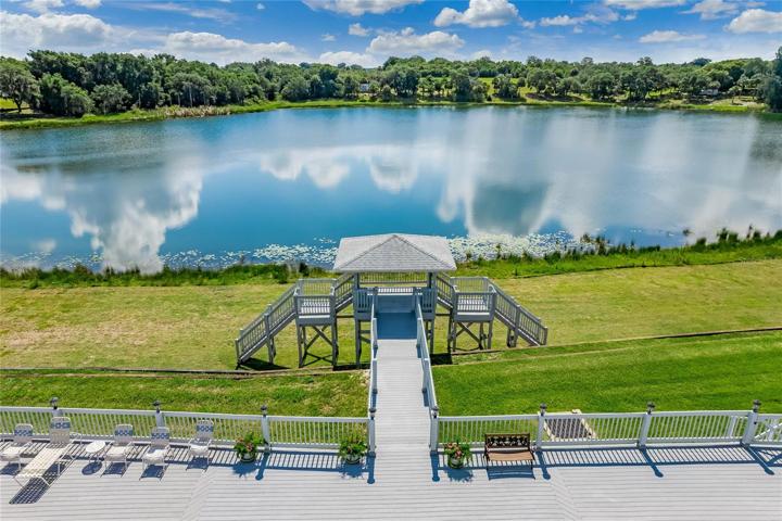 Lake Suzanne