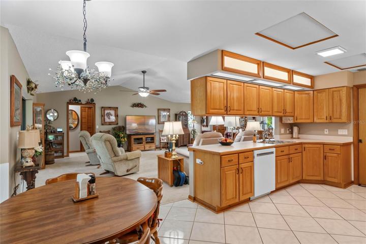 Great floor plan for entertaining