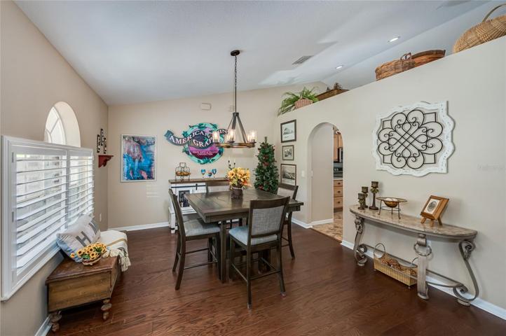 Dining room from front entry