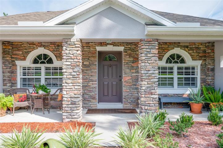 Beautiful front entry!