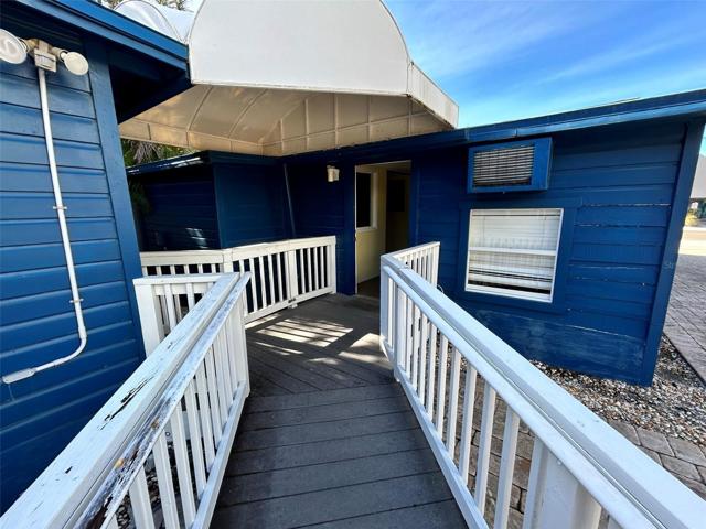 Mid property entry for both buildings