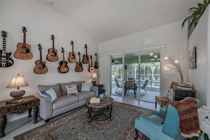 formal living room has pool access too