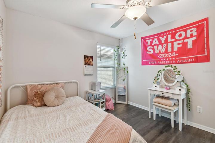 Upstairs Bedroom 5