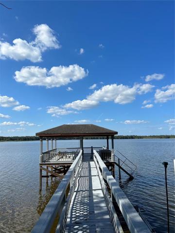 Dock
