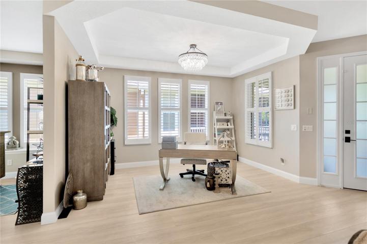Open Bonus Area - perfect for Home Office, Den or anything you desire!