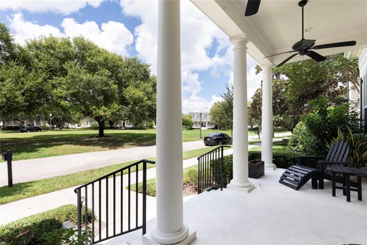 Direct Park-Front location on beautiful Virginia Park.