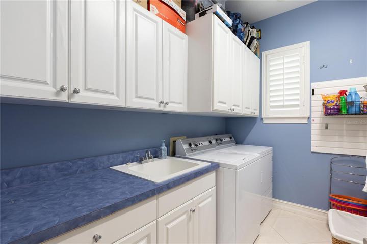 9 x 6 Laundy