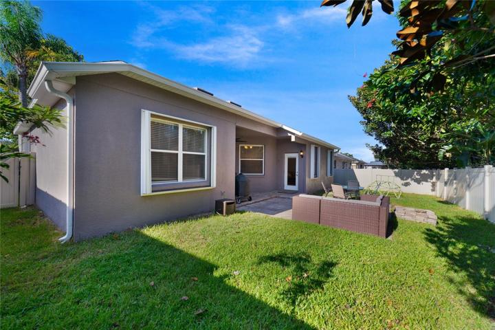 In a central location with easy access to local shopping, dining, recreation, Oviedo on the Park, Oviedo Mall and so much more!