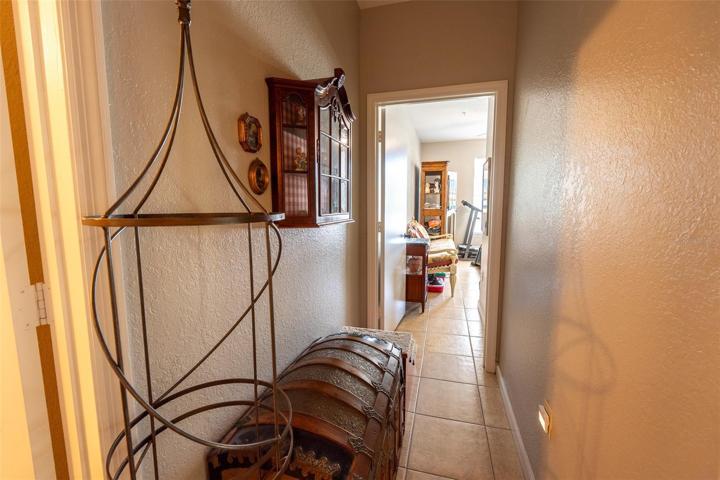 Hallway to secondary bedroom.