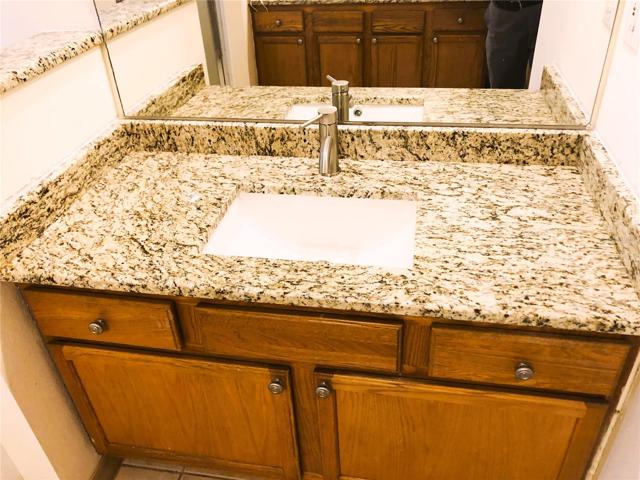 ENSUITE VANITY 2
