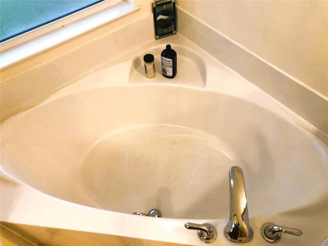 GARDEN SOAKING TUB, RELAXING ENJOYMENT MUCH GREATER THAN PICTURE SHOWS