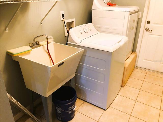 ELEVATED DRYER. WASHER DOOR TO GARAGE