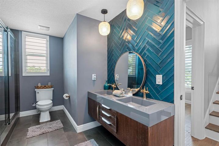 Updated full bath.