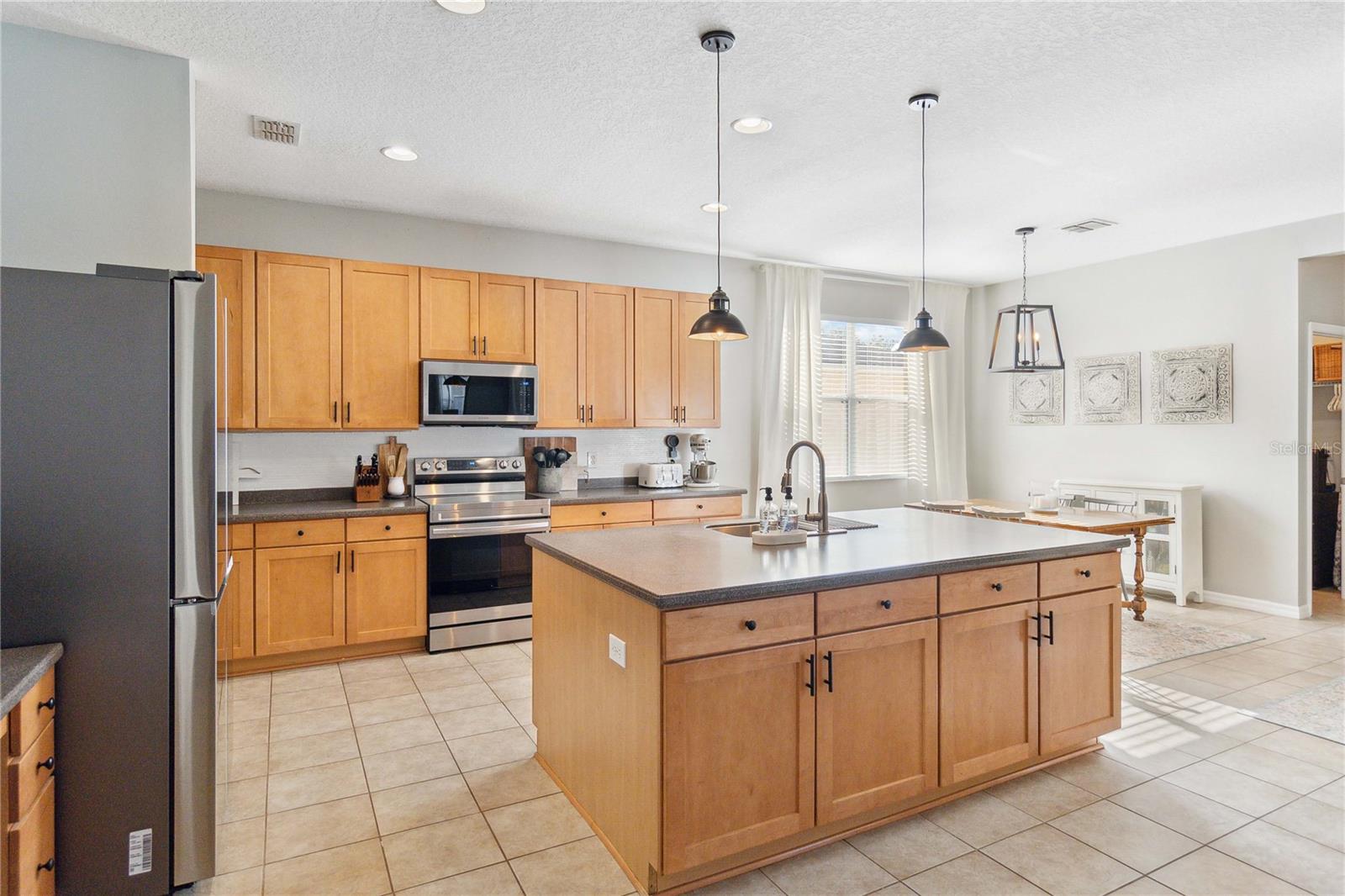 huge kitchen