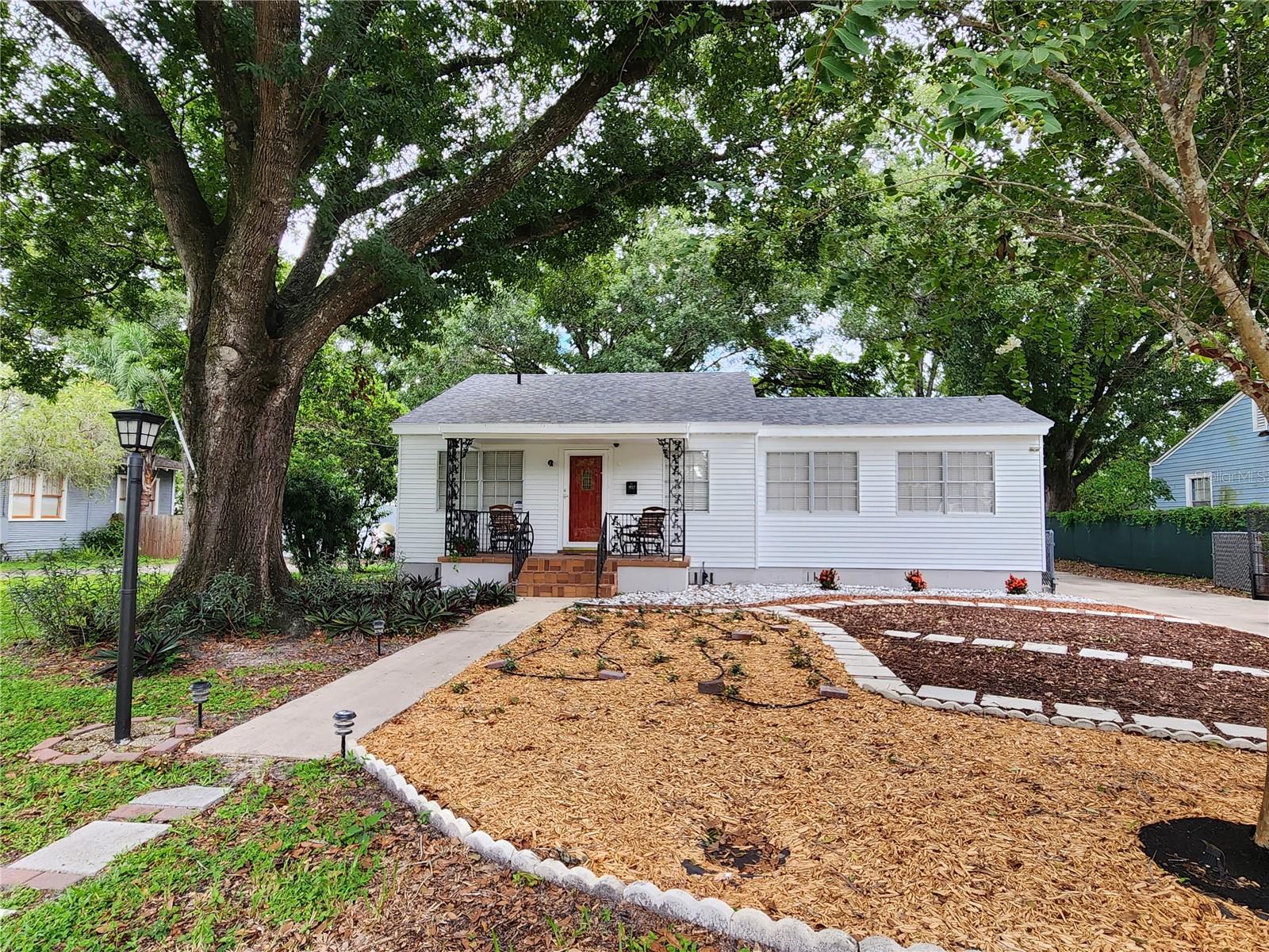 Tampa, Florida 33603, 4 Bedrooms Bedrooms, 0 ,2 BathroomsBathrooms,Residential,For Sale,0,T3471480