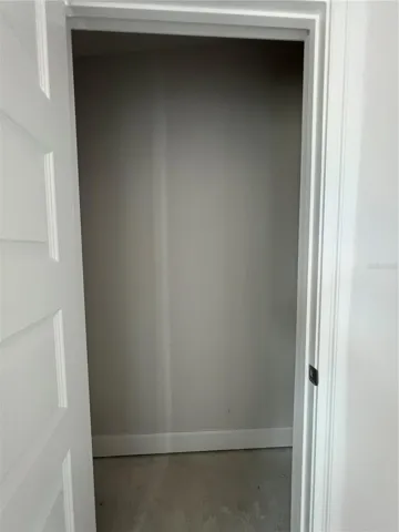 walk-in closet