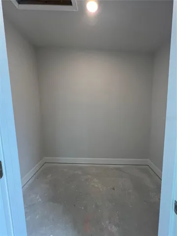 walk-in closet