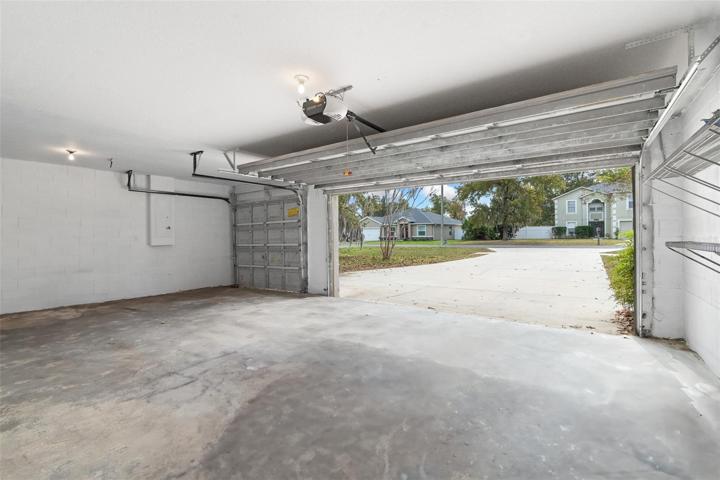 HUGE GARAGE