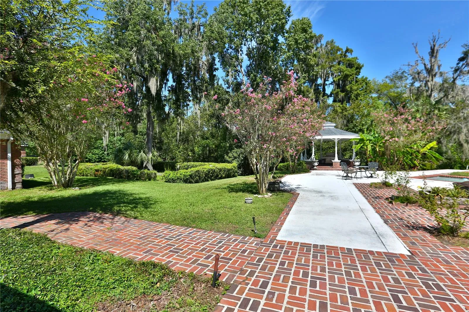 Ocala, Florida 34471, 5 Bedrooms Bedrooms, 0 ,7 BathroomsBathrooms,Residential,For Sale,42ND,0,OM664221