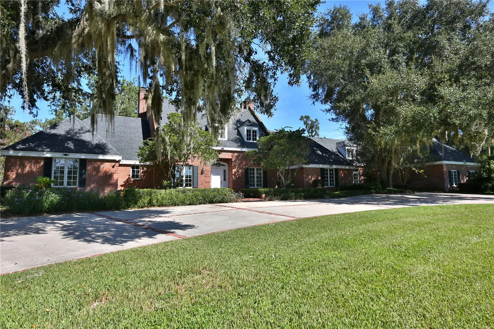 Ocala, Florida 34471, 5 Bedrooms Bedrooms, 0 ,7 BathroomsBathrooms,Residential,For Sale,42ND,0,OM664221