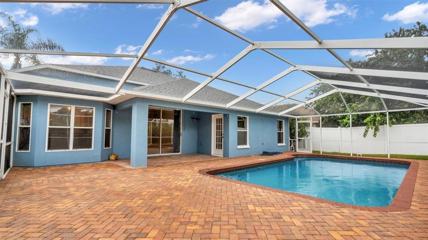 Patio/pool area, fully enclosed