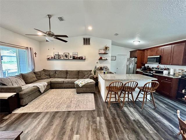 Living/dining room and kitchen