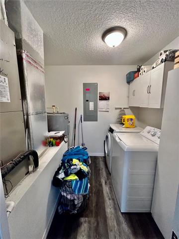 Indoor laundry room