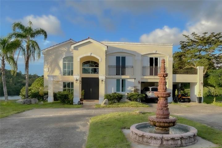 Fron House