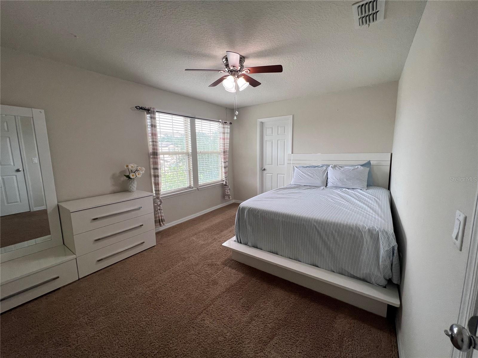 Bed room2 Flr2
