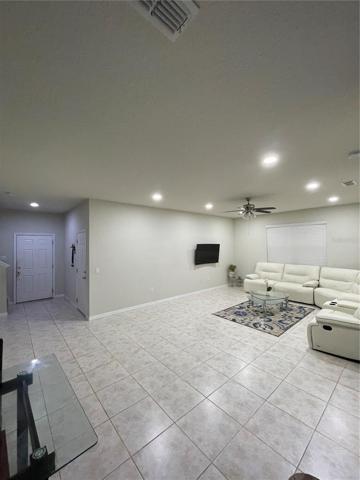 Living Room Flr1