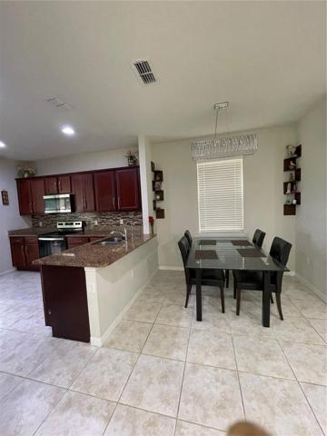Living R_dinning_flr1