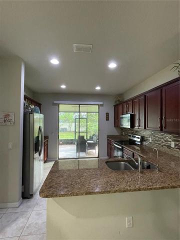 Kitchen_Flr1_view2