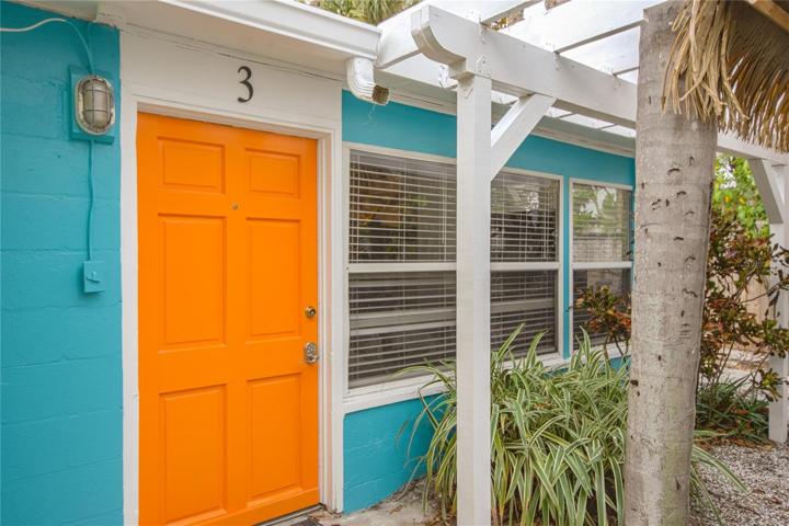 #3 exterior
