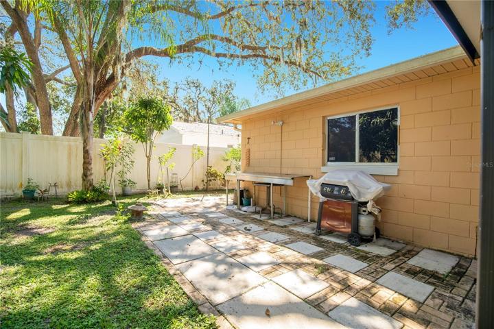 Outdoor Grilling /Prep Area