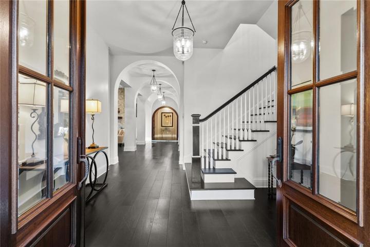 Double door entry