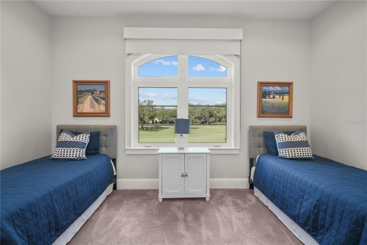 Secondary bedroom with views of the golf course