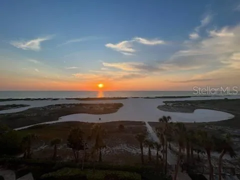 Amazing Sunsets with Direct West Exposure