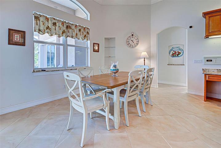 EAT-IN KITCHEN, VERY SPACIOUS AS WELL