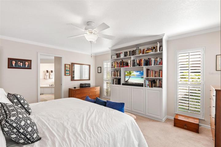 Built in shelving