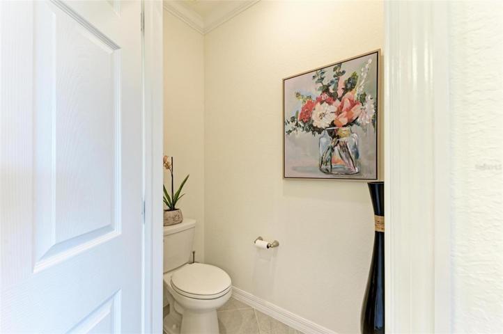 MASTER BEDROOM BATH