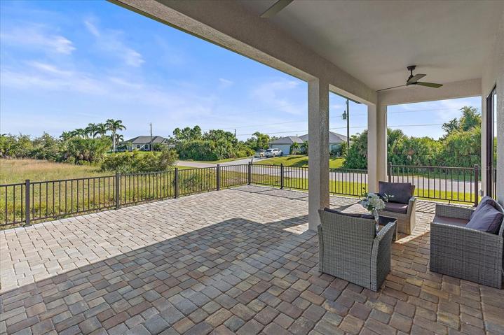 Oversized Paved Lanai