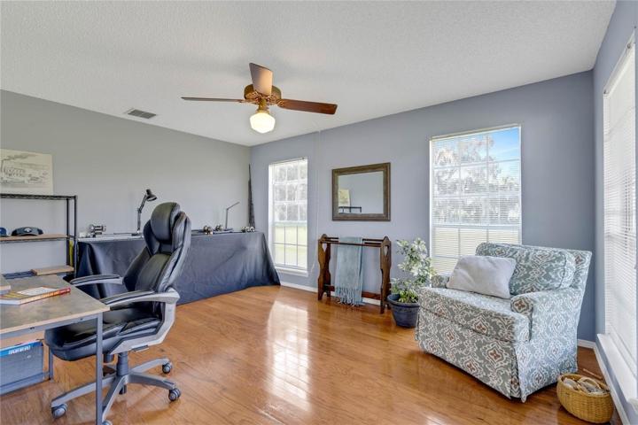 OFFICE / COULD BE 5TH BEDROOM