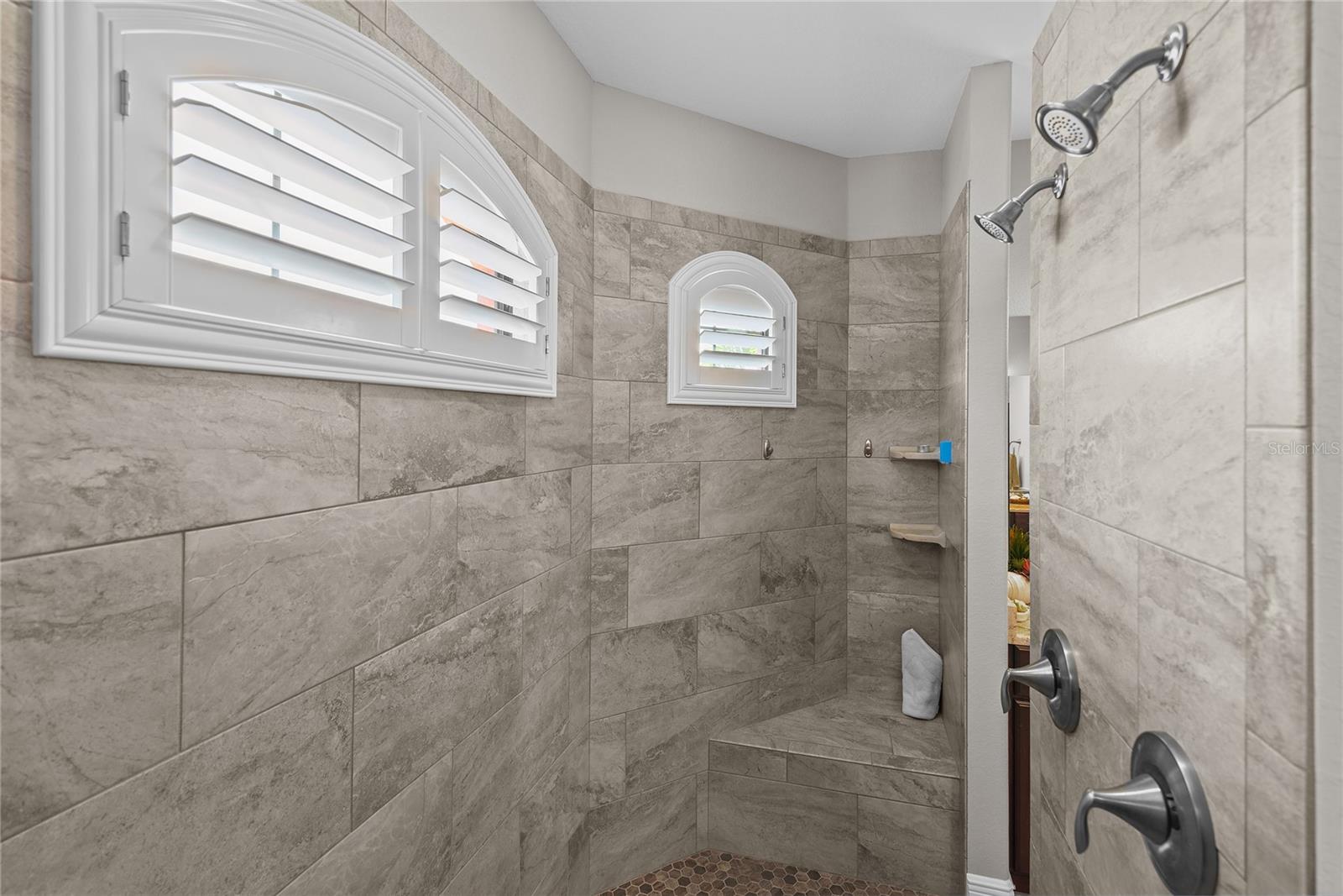 Duel shower heads