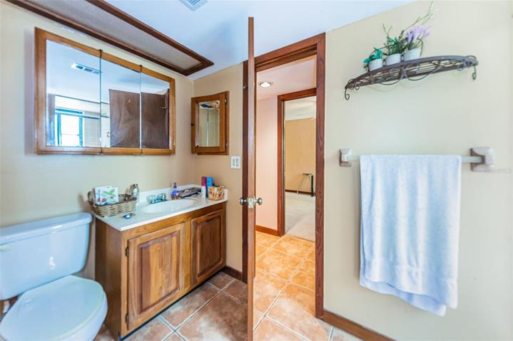 En-suit Bathroom one