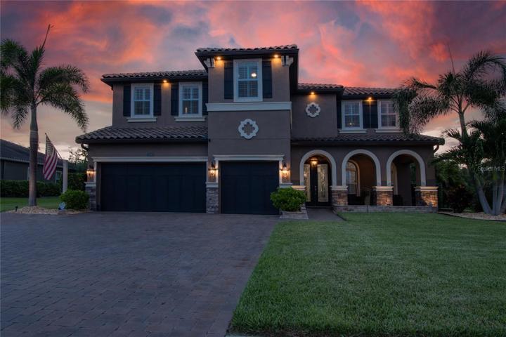 Majestic curb appeal - fully illuminated