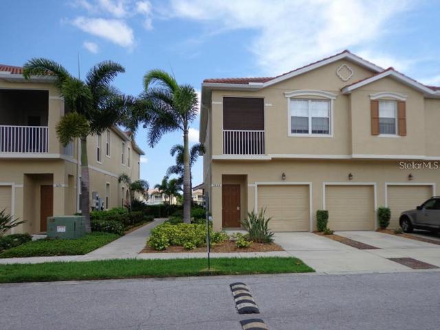 Front of unit with 1 car garage
