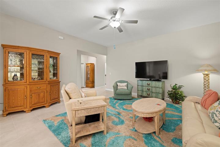 Ceiling Fan with Light